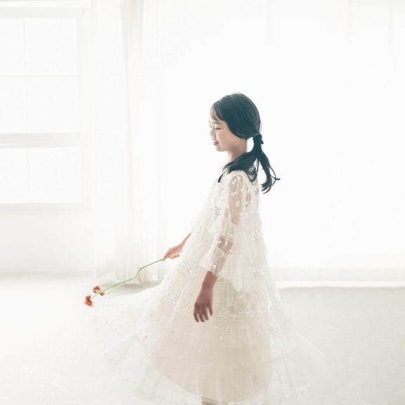 〈NEEDLE & THREAD〉White dress
