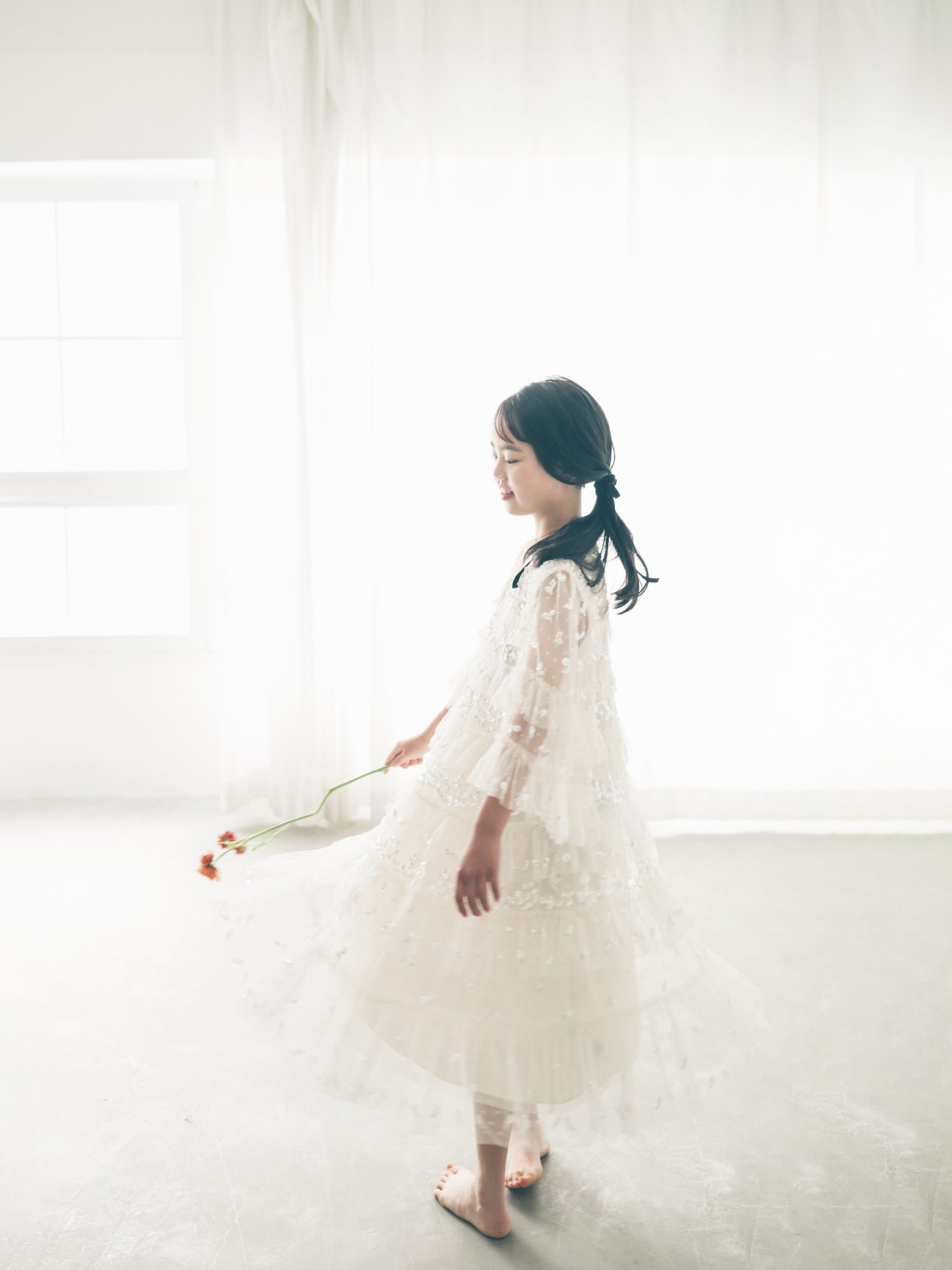 〈NEEDLE & THREAD〉White dress
